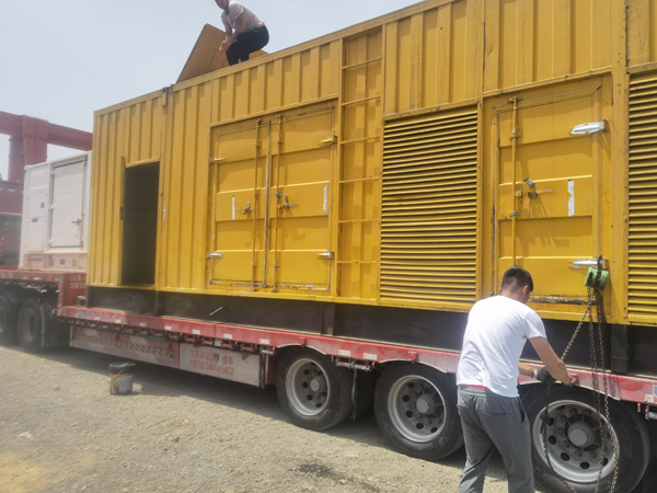 海阳除了负载情况和发动机维护，还有哪些因素会影响 200kw 柴油发电机的油耗？